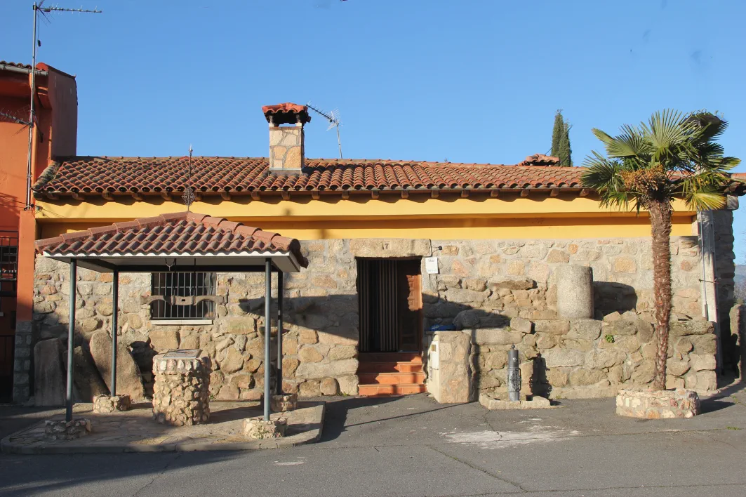 Casas rurales en Fresnedilla con capacidad para 4 personas