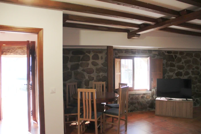 Casa rural Fresnedilla entre la Sierra de Gredos y la Sierra de San Vicente